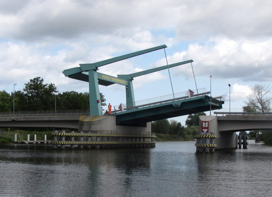 Most zwodzony w Drewnicy